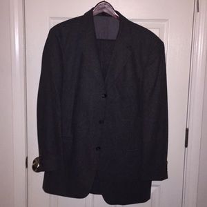Hugo Boss 2 piece suit